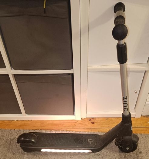 kids electric scooter