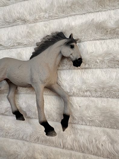 Schleich Farm World Sorraia Mustang Stallion Retired Horse Used Please see photos