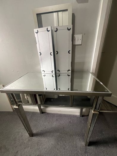 Mirror Dressing table