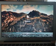 MacBook Air 13-inch For Spares or Parts!