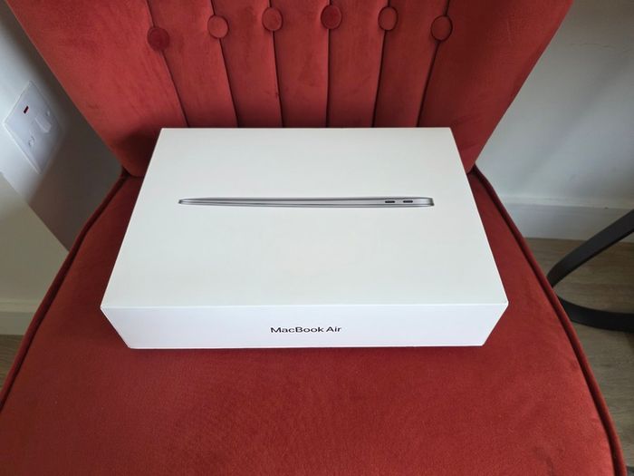 MacBook Air M1 16GB RAM, 512GB SSD - Mint Condition