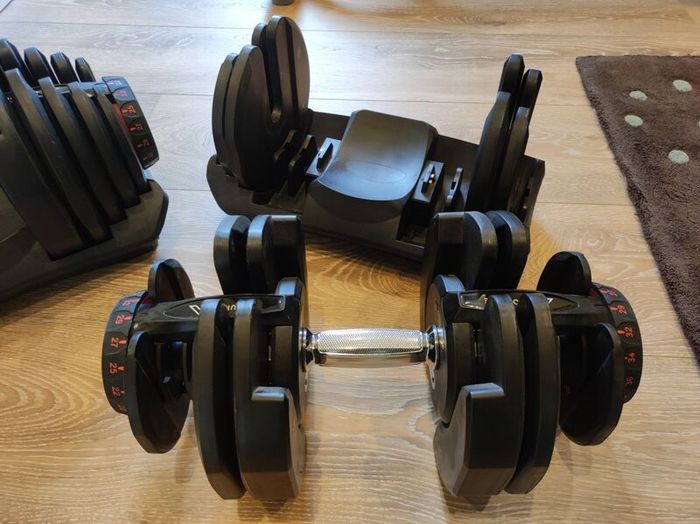 Adjustable weights 2x40kg (Pair) - hardly used, like new