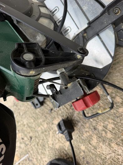 Mitre Saw damaged but working