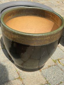 Garden plant pot