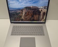 Microsoft Surface Laptop 5 | i7-1265U | 16GB RAM | 512GB SSD | Windows 11 | SKU 737