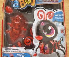 BRAND NEW Build a Bot Ladybug Robot Bug Creativity Playset