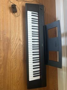 Yamaha PSR-EW310 76-Key Touch-Sensitive Keyboard