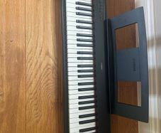 Yamaha PSR-EW310 76-Key Touch-Sensitive Keyboard