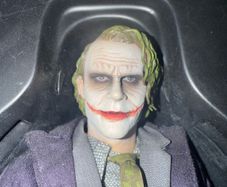 Hot Toys - The Joker - Heath Ledger