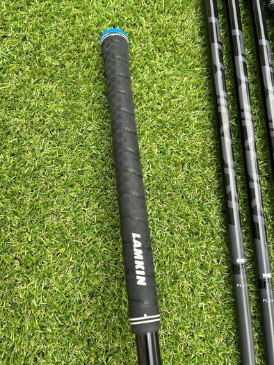 PXG 0211 iron set