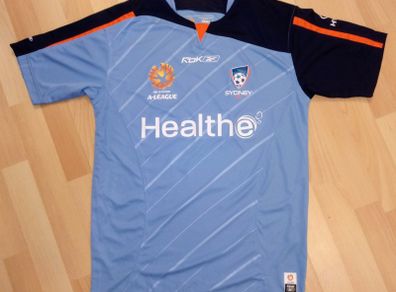 Mint 2006/07 Sydney FC Reebok Home Jersey Size S(adults)