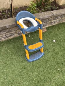 toilet seat