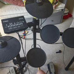 Yamaha electric drums kit