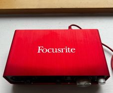 Focusrite Scarlett 2i2 Audio Interface