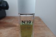 Chanel No 19