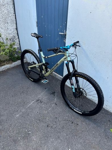 Full Suspension Carbon Mtb