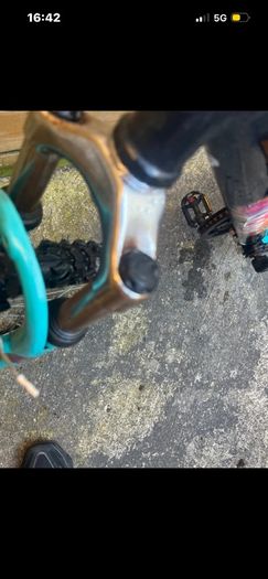 turquoise bike