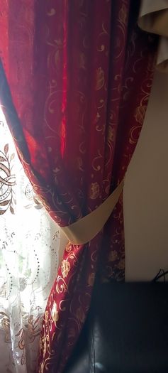 Beautiful Living Room Window Curtains, Blinds &  all Accessories.