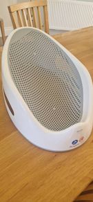 Angle care baby bath seat