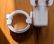 Apple 61W Charger + MagSafe 3 Cable