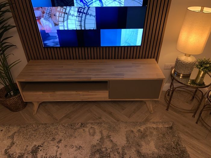 tv stand