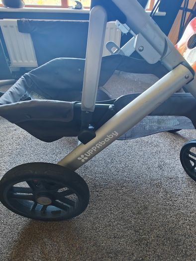 Uppababy Vista