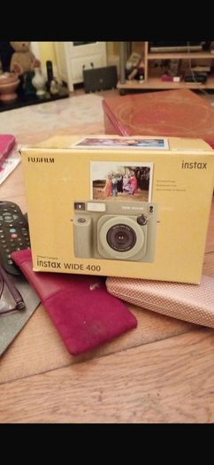 fujifilm instax wide 400 pistach camera