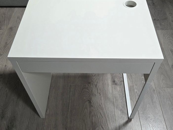 White desk