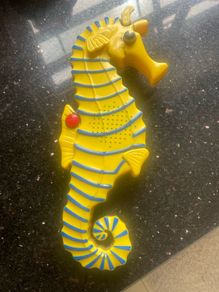 Vintage 90's Seahorse Shower Radio/Prop Use