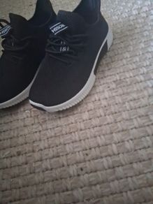 Brand new Crosshatch trainers size 2uk