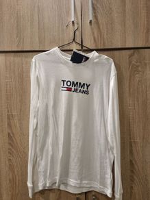 New Tommy Hilfiger Top