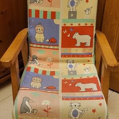 Kids armchair