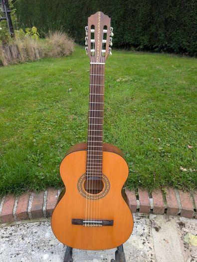 Kay KC-333 Vintage Classical Guitar