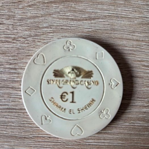Poker chips