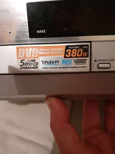 Panasonic SA-HT75 5 Disc Dvd/Cd Player