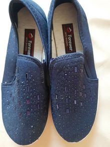 ladies flat shoes