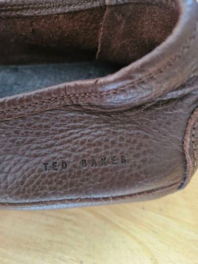 TED BAKER Leather Loafers (size 11)
