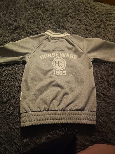 Horsewear boys jacket superior quality age 5 to 6 but still fits to age 9