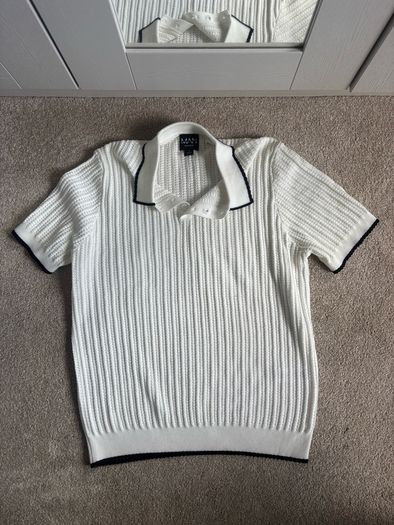 BoohooMAN t-shirt in black and cream