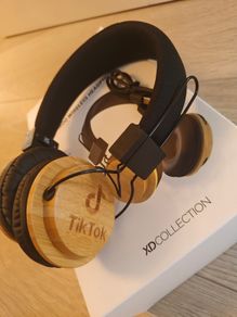Tiktok bamboo headphones