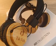 Tiktok bamboo headphones