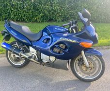 Suzuki GSX 750