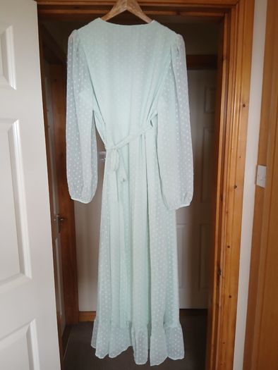 Women's dress, size M-XL