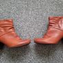 Red heel leather boots Image 4