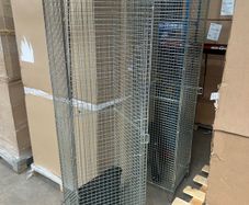 Mesh lockers