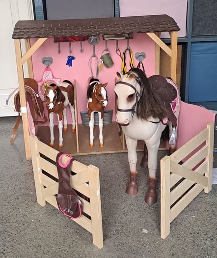 Our Generation Horse Stable