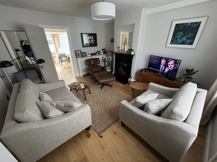 Finline Heidi Sofa & Love Seat