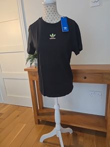 Girls black adidas t-shirt age 11 - 12