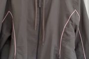 "4 Sports Grey Jacket size Small