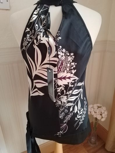Ladies  tops 12/14